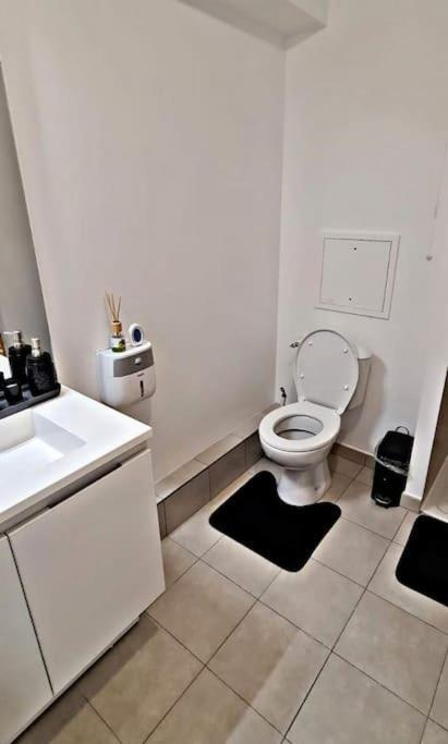 Le Plessis-Bouchard Loft Climatise Parking Gratuit 5Min Gare 아파트 외부 사진