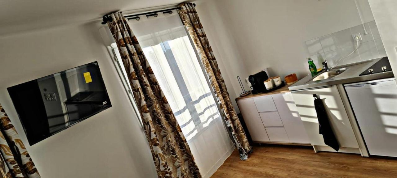 Le Plessis-Bouchard Loft Climatise Parking Gratuit 5Min Gare 아파트 외부 사진