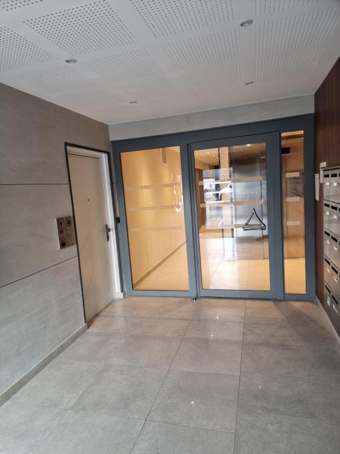 Le Plessis-Bouchard Loft Climatise Parking Gratuit 5Min Gare 아파트 외부 사진